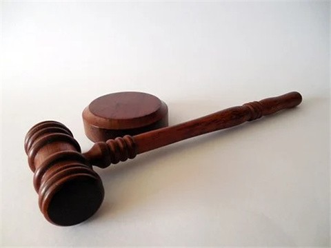 《侵權責任法》規定的醫療損害責任實行三種不同的歸責原則